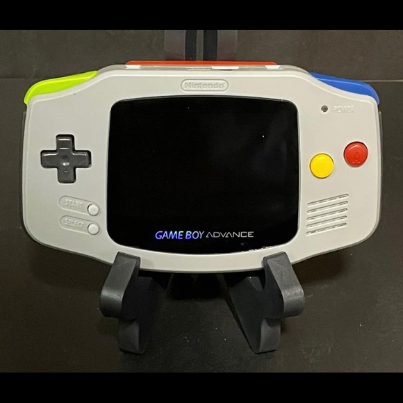 Gameboy Advance Famicom Custom LCD Mod. - Picture 4 of 10